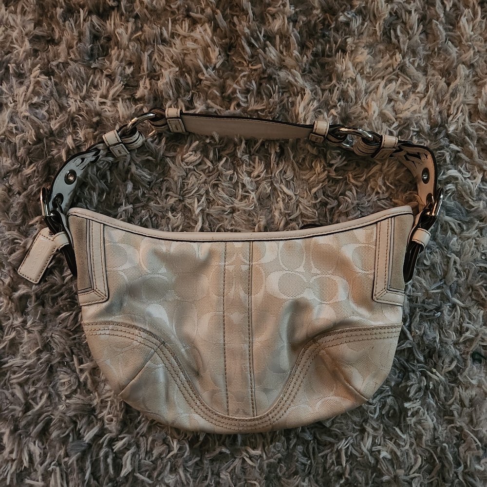 Elegant Cream Coach Shoulder Bag